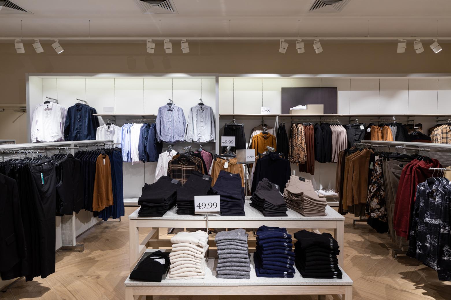 Agencement et aménagement sur mesure d’un magasin
