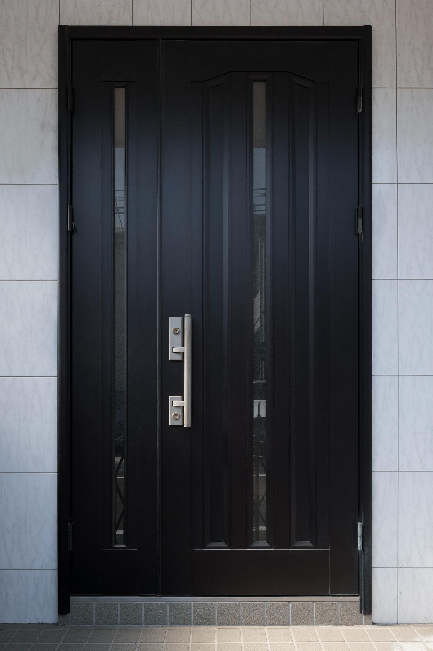 Installation de porte d’entrée et porte-fenêtre